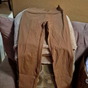 SOLD Workout Leggings